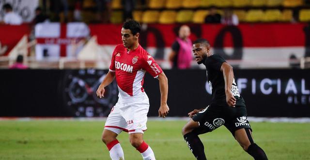 现出了国际 现出了国际